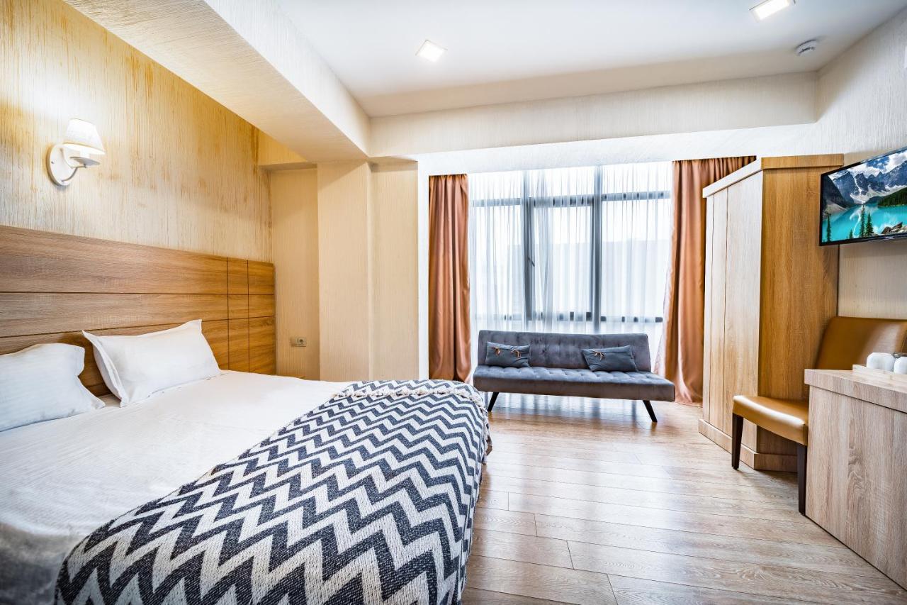 Hotel Bm Plaza 4*